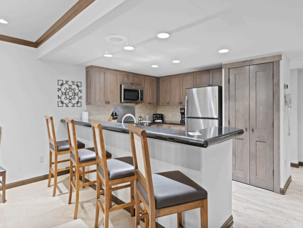 Sophisticated retreat in the heart of the Village 3 bedroom plus Den